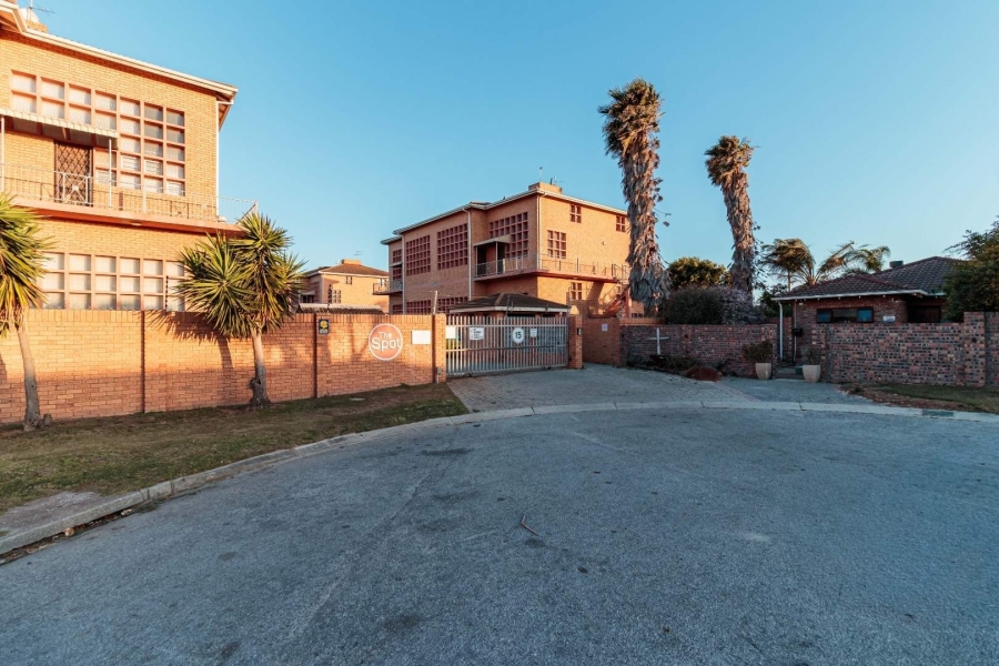 To Let 1 Bedroom Property for Rent in Bluewater Bay Eastern Cape